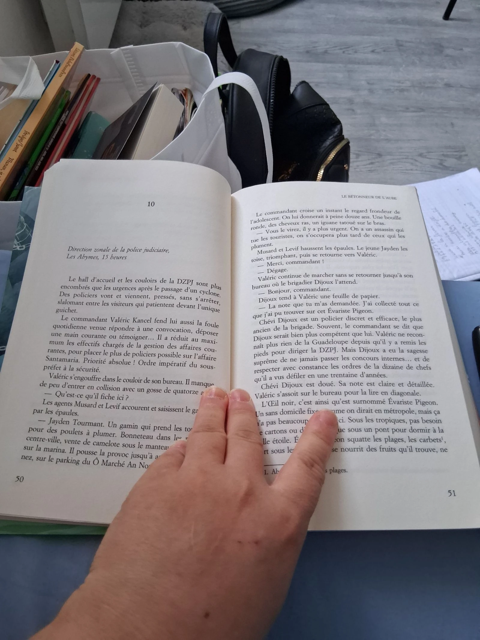 Libro los asesinos del amanecer – photo 3